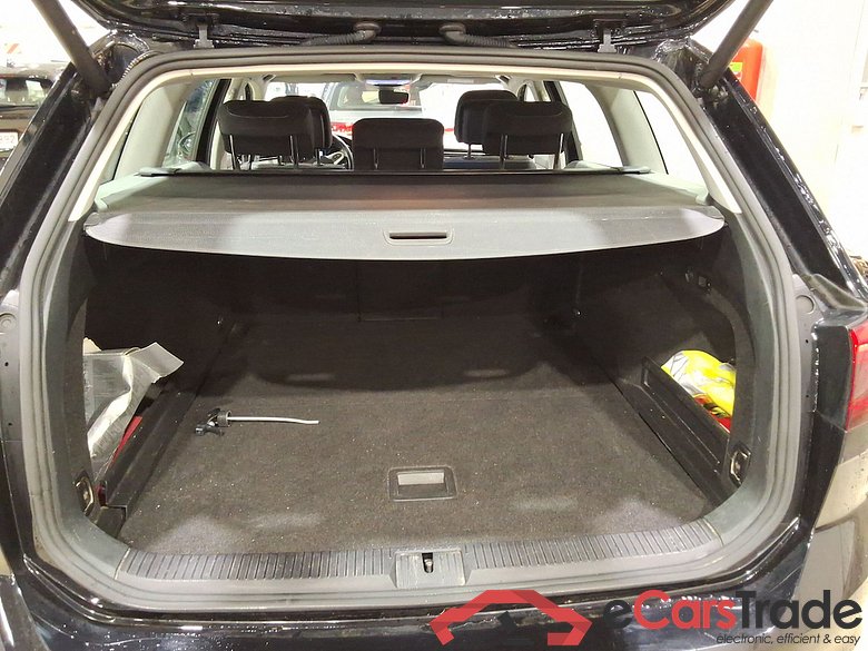VOLKSWAGEN PASSAT VARIANT 2.0 TDI SCR MSQ VARIANT STYLE BUSINESS #3