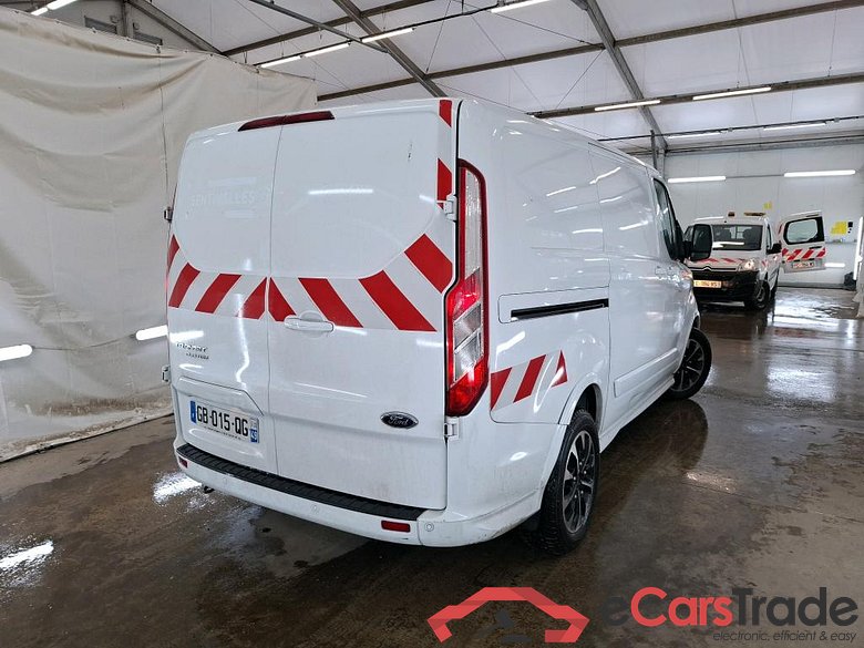 FORD Transit Custom / 2018 / 4P / Fourgon tôlé 2.0 ECOBLUE 185 320 L1H1 AUTO SPORT #3