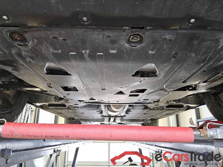 Volvo XC40 (2017->) DE - SUV5 B4 2WD EU6d, Inscription (EURO 6d), 2020 - 2022 #5