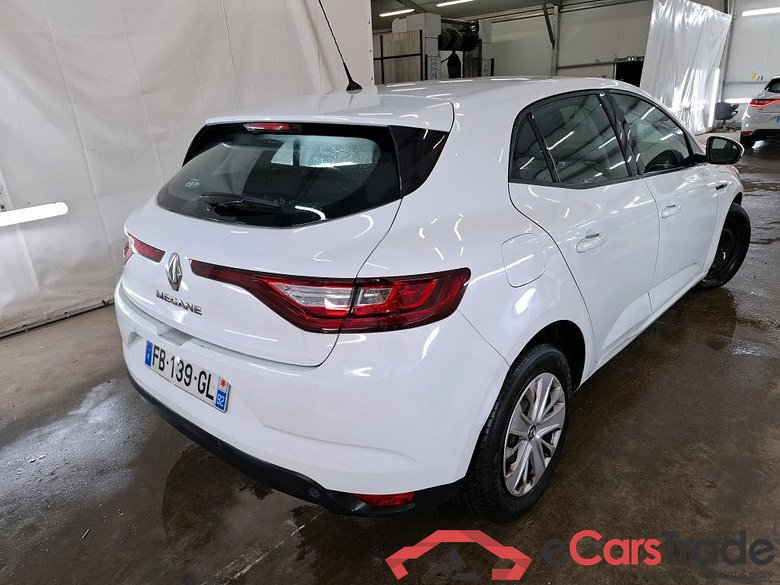 Megane IV Berline 5pt. Société Air Nav 1.5 dCi 90CV BVM6 E6 #3