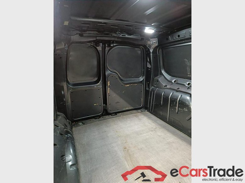 VOLKSWAGEN Caddy Maxi Van Caddy Cargo Maxi Business 1,5 l TSI EU6 84 kW 6V Empattement Long #5