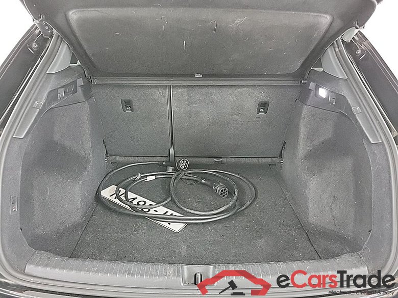AUDI Q4 e-tron 35 e-tron Launch edition Advanced 5D 125kW #5