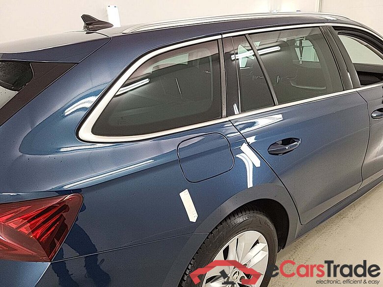 SKODA OCTAVIA COMBI 1.5 TSI CLEVER DSG #5