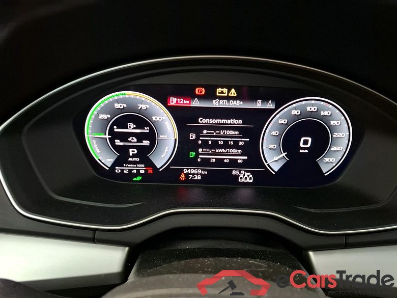 AUDI Q5 Sportback / 2020 / 5P / SUV 50 TFSI e 299QTT S TRONIC 7 BUSINESS EXE #6