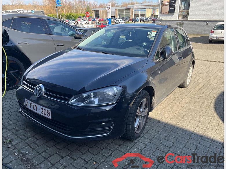 VOLKSWAGEN Golf VII Golf  Highline 1.6 TDI BlueMotion Technology 77 kW (105 ch) 5 vitesses manuel #1