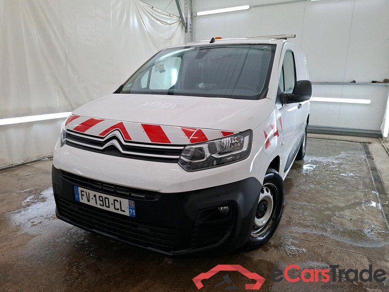 Berlingo Fourgon Worker M 1000 1.2 PureTech 130CV BVA8 E6d #1