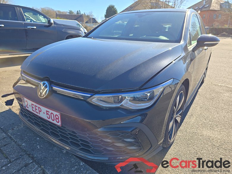 Volkswagen Golf 1.4 TSI Plug-In Hybrid GTE R-Line Aut. Pano LED-Matrix Head-Up Virtual ACC Navi Sport-Leather KeylessGo Klima PDC ... #1