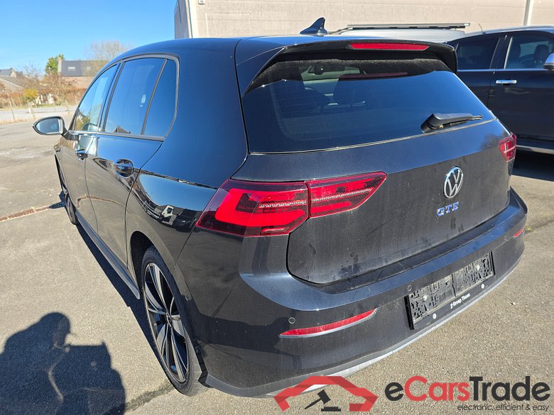 Volkswagen Golf 1.4 TSI Plug-In Hybrid GTE R-Line Aut. Pano LED-Matrix Head-Up Virtual ACC Navi Sport-Leather KeylessGo Klima PDC ... #4