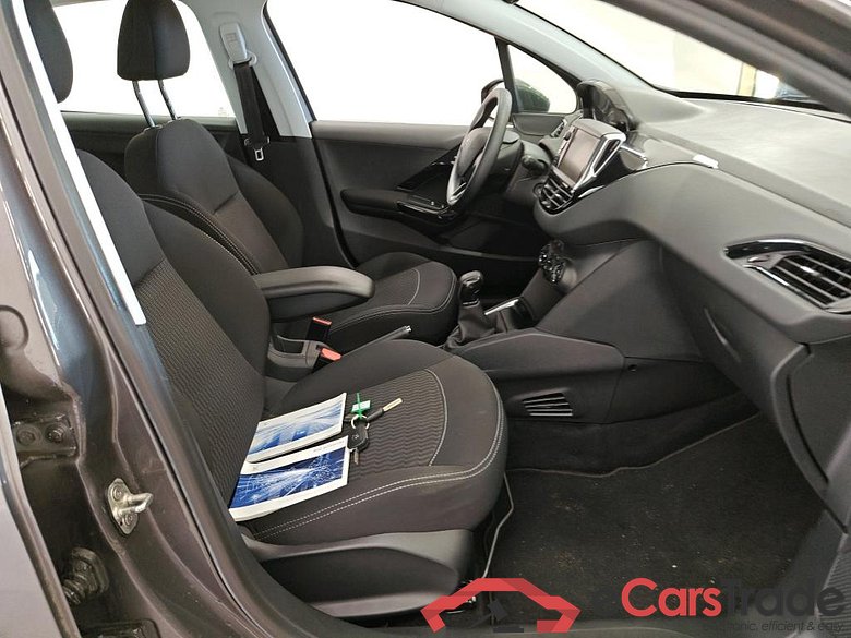 Peugeot 208 Blue Lease 1.2 PureTech 82 99g 5d #3