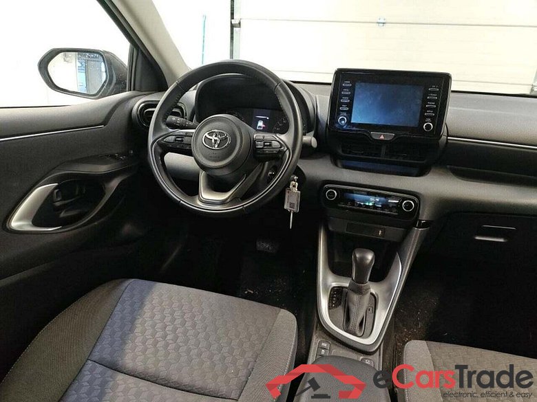 TOYOTA Yaris 1.5 Hyb. Active #3