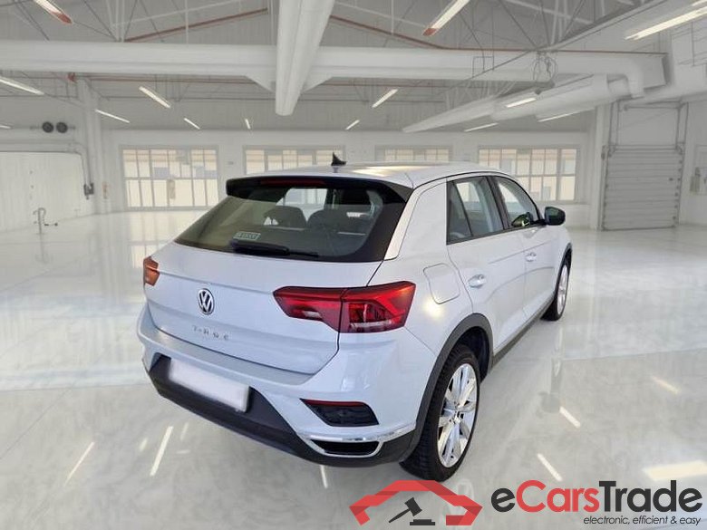 VOLKSWAGEN T-ROC / 2017 / 5P / SUV 1.6 TDI SCR ADVANCED BMT #2