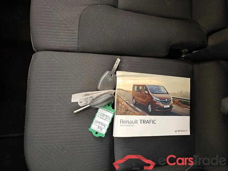 Renault Trafic L2H1 T29 ENERGY 2.0 dCi 145 Comfort 4d #4
