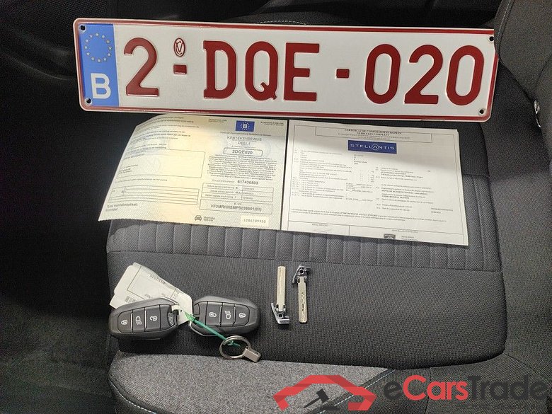 Peugeot 3008 1.2 PureTech 96kW S&S Active Pack 5d #4