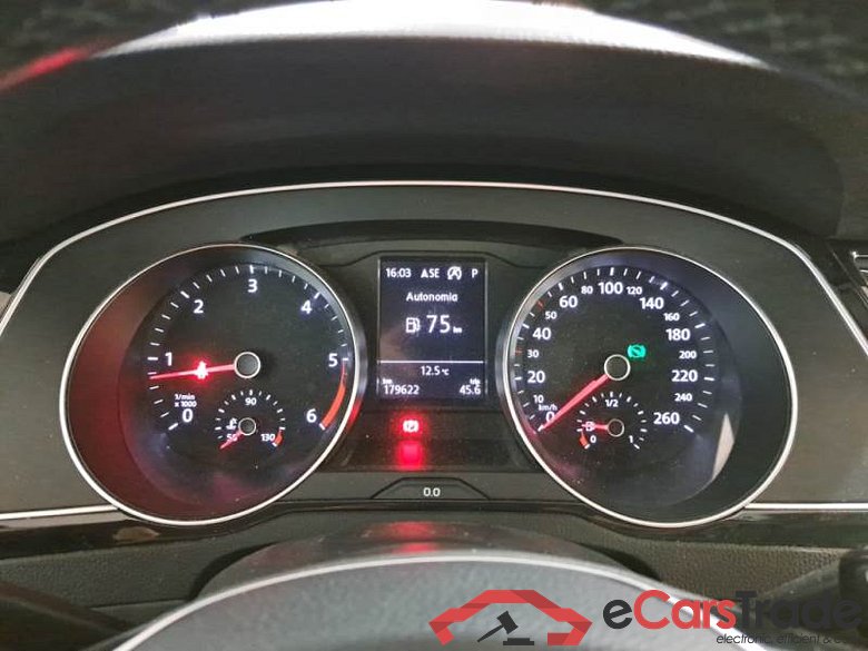 VOLKSWAGEN PASSAT 2014 VARIANT VARIANT2.0TDI 110KW BUSINESS BMT DSG #4