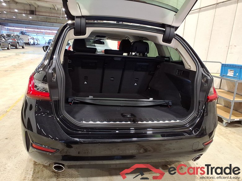 BMW 3 TOURING DIESEL - 2019 318 d AdBlue #3