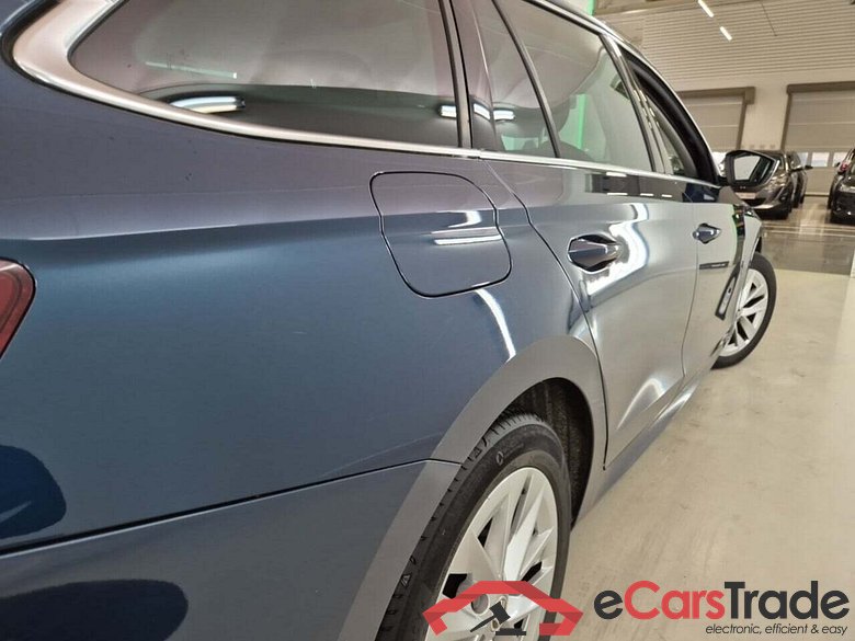 SKODA OCTAVIA COMBI 1.0 TSI STYLE DSG #5