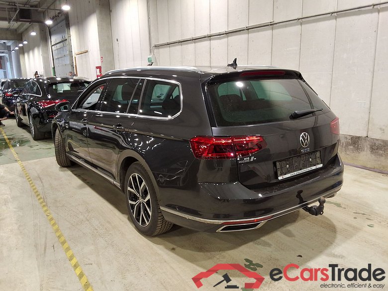 VOLKSWAGEN PASSAT VARIANT 1.4 TSI MSQ VARIANT GTE BUSINESS #2