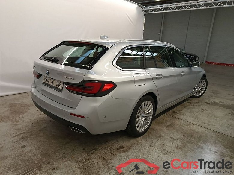 BMW 5 Reeks Touring 530e Auto 5d #2