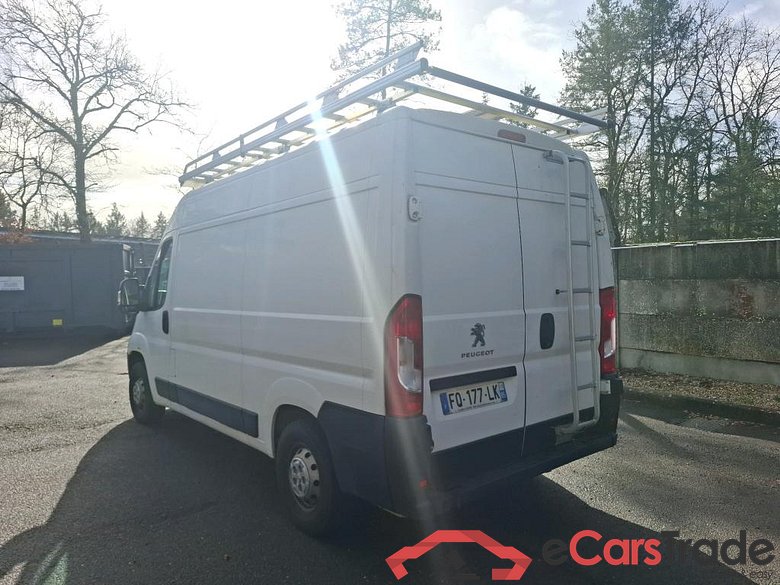 PEUGEOT Boxer / 2014 / 4P / Fourgon tôlé BlueHDi S&S 140 PREMIUM 335 L2H2 #2