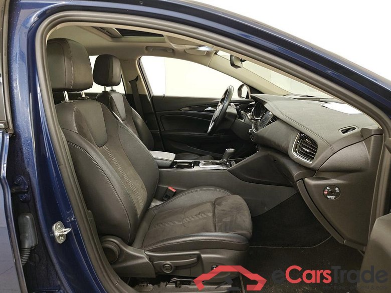 Opel Insignia Grand Sport 2.0 Turbo 147kW S&S Business Elegance AT 5d #3