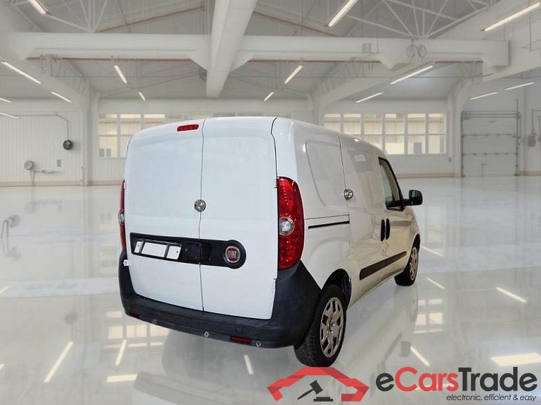 FIAT DOBLÒ CARGO / 2014 / 4P / VETT. FURGONATA CH1 LOUNGE 1.6 MJET 105CV E6D SeS #2