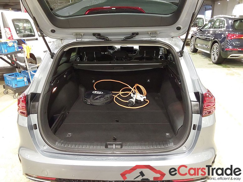 KIA Cee'd 1.6 GDI PHEV BUSINESS LINE DCT #3