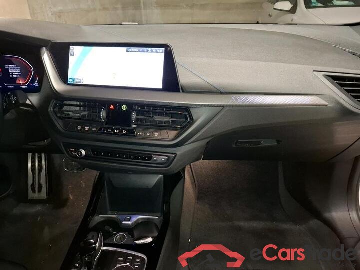 BMW 118d M-Sport Aut. LED-Xenon LC-Pro Navi 1/2 Sport-Leather KeylessGo Camera Klima PDC ... #6