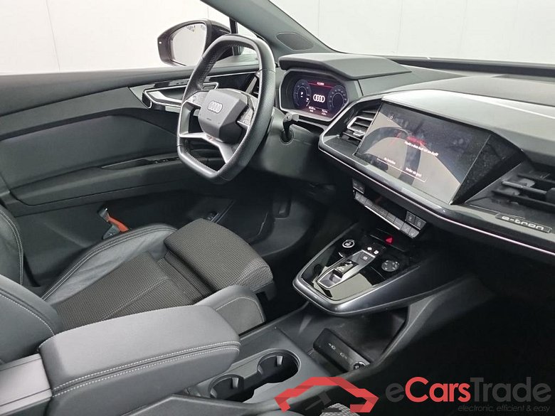 AUDI Q4 e-tron 40 e-tron Launch edition S Competition 5D 150kW #6
