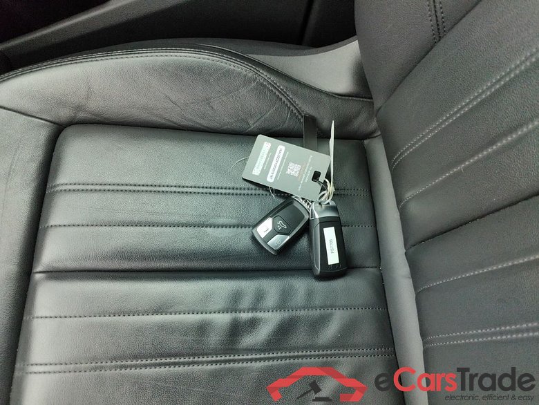 AUDI Q5 DIESEL - 2020 40 TDi 204hp Quattro S line S tronic 5d #4