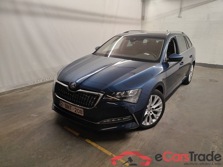 Skoda Superb Combi 1.4 TSI iV 160kW DSG6 Style 5d #1