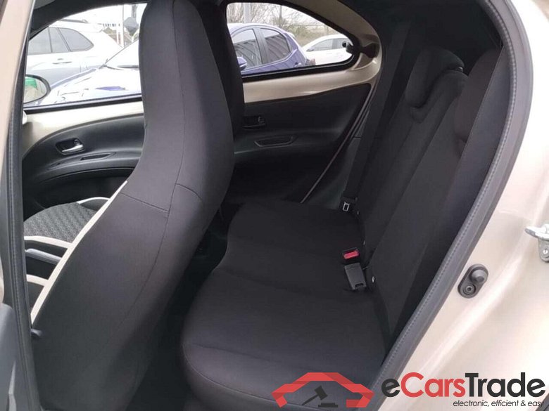 TOYOTA Aygo X 1.0 VVT-i S-CVT Pulse #5