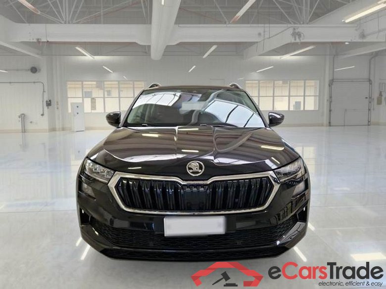 SKODA KAROQ / 2022 / 5P / SUV 2.0 TDI 85KW EVO SCR EXECUTIVE DSG #6