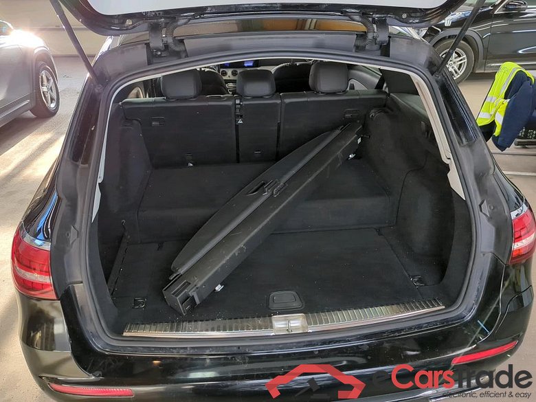E -Klasse T-Modell E 300 de 4Matic (213.211)Avantgarde 2.0 225KW AT9 E6d #6