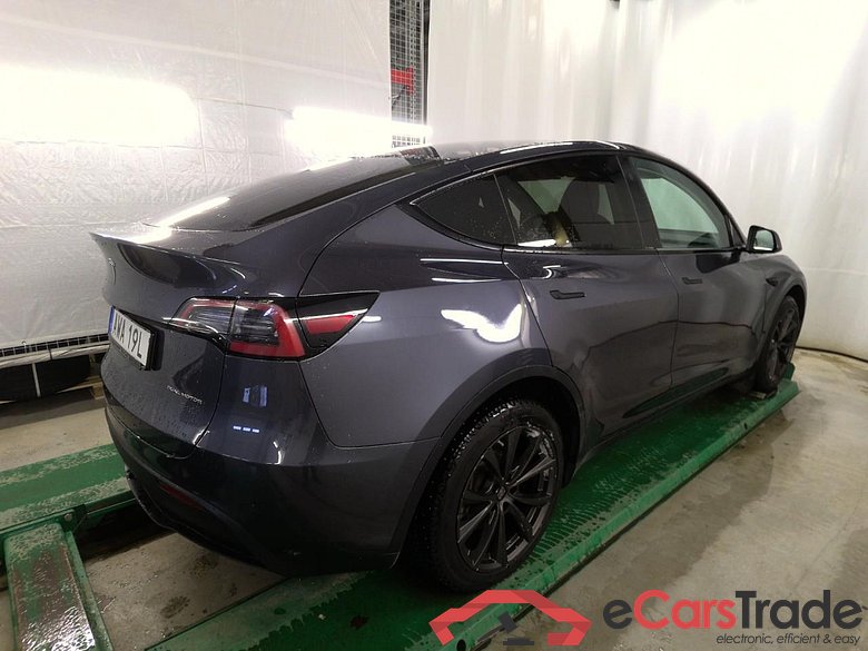 Model Y Long-Range AWD #3