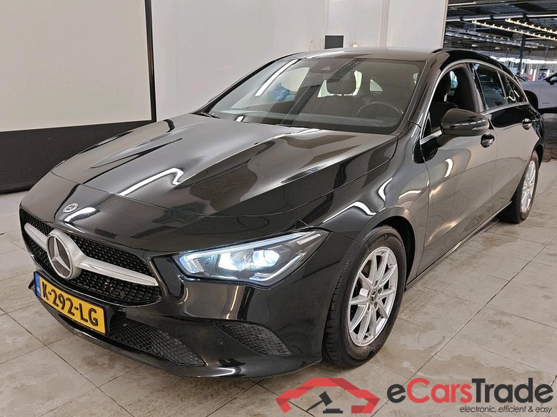 Mercedes-Benz CLA Shooting Brake CLA 180 DCT Business Solution 5d