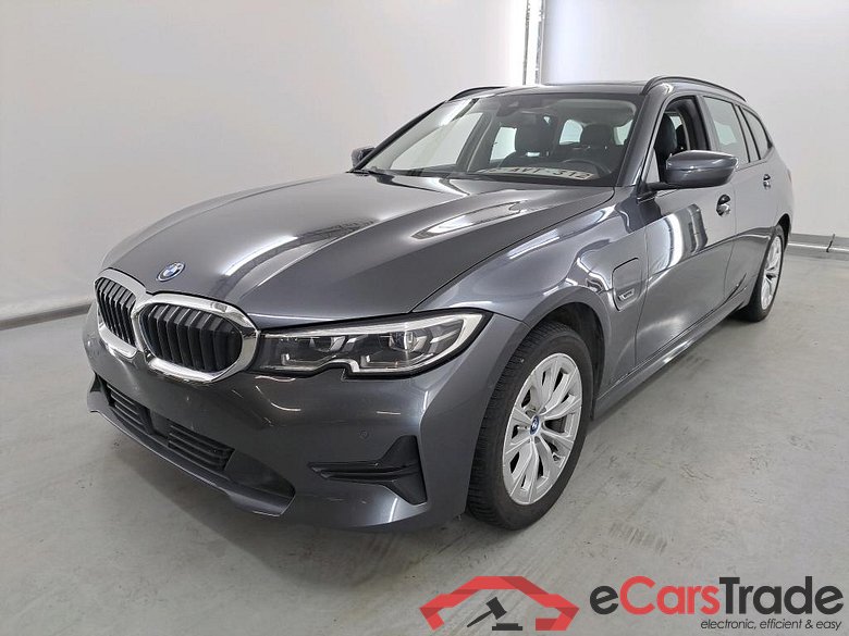 BMW 3 SERIES TOURING 2.0 320E XDRIVE TOURING #1