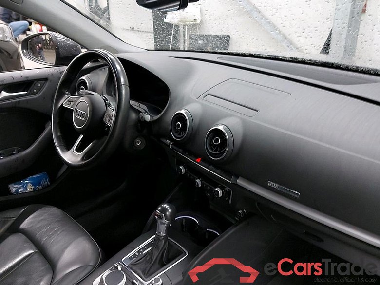 AUDI - AUD A3 SB 35 TFSi 150PK S-Tronic Pack Platinum With Heated Seats & Technology Pack & Parking Assistance  * PETROL * #3