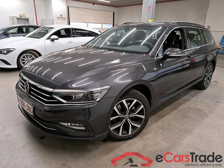 VOLKSWAGEN - VW  PASSAT VARIANT TSI 150PK DSG7 Style Business * PETROL *
