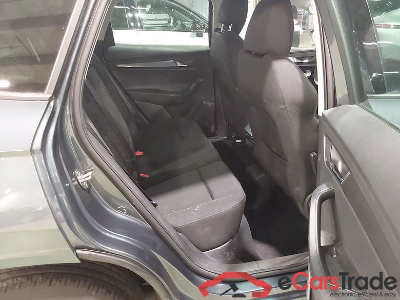 SKODA KAROQ 1.0 TSI 81KW CLEVER #5