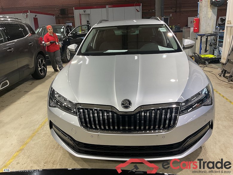 SKODA SUPERB COMBI 1.5 TSI ACT 110KW DSG7 CLEVER #2