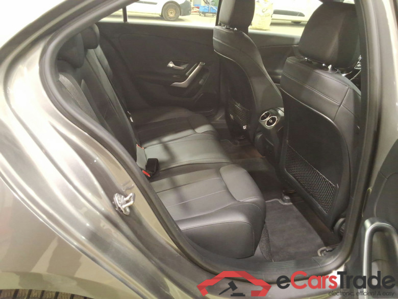 MERCEDES-BENZ A-CLASS LIMOUSINE 1.3 A 250 E BUSINESS SOLUTION DCT #5