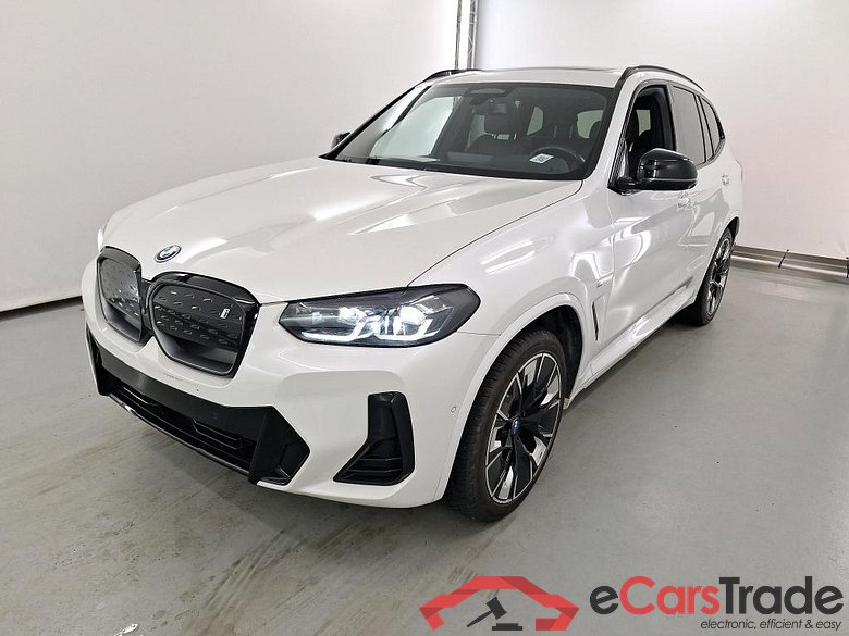 BMW IX3 80KWH AUTO