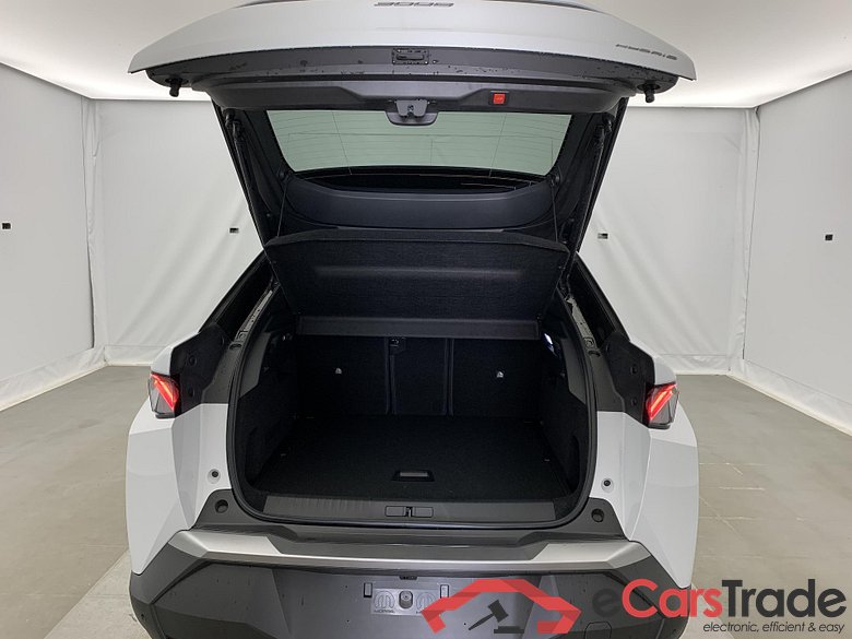 Peugeot 3008 Hybrid 145 e-DCS6 GT #4