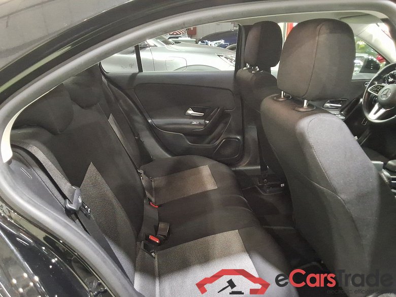 MERCEDES-BENZ A-CLASS LIMOUSINE 2.0 A 200 D BUSINESS SOLUTION LIM DCT #5