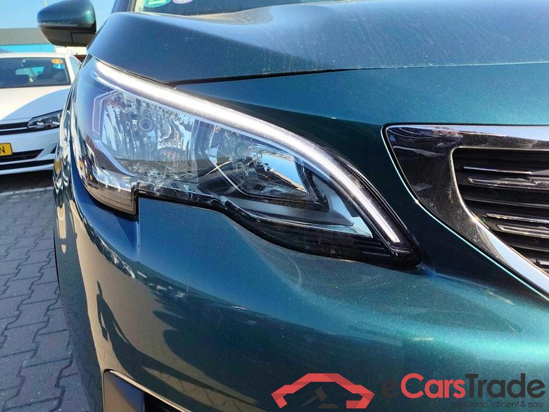 PEUGEOT 5008 96 kW #4