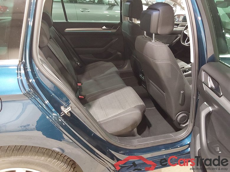VOLKSWAGEN PASSAT VARIANT 2.0 TDI 90KW MSQ VARIANT STYLE BUSINESS #5