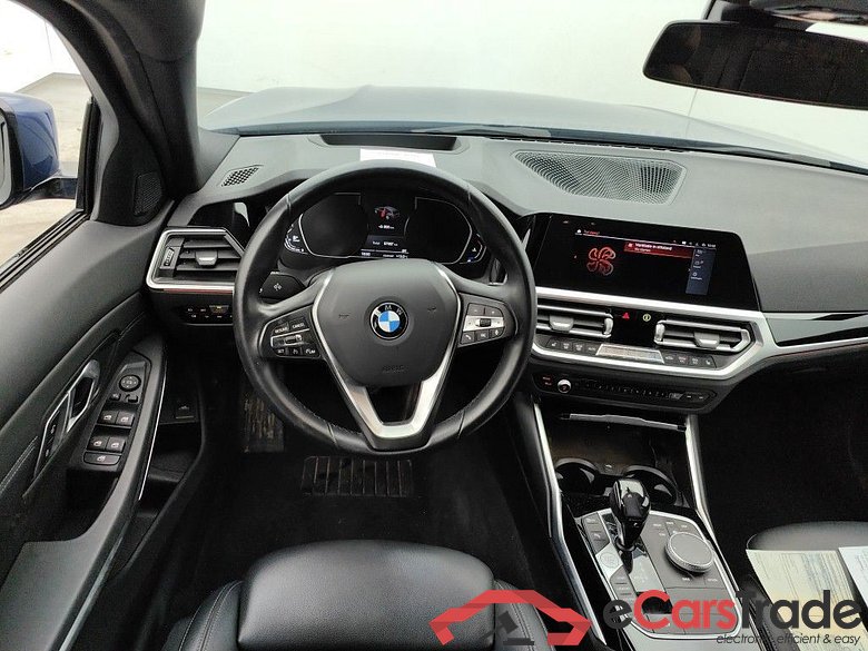 BMW 3 Reeks Touring 318dA (100 kW) 5d #1