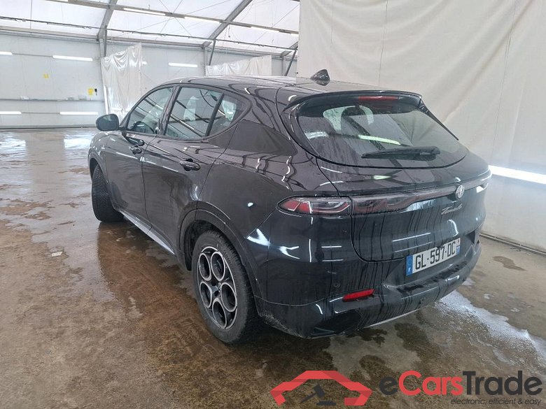 ALFA ROMEO Tonale / 2022 / 5P / SUV 1.5T Hybrid 160 TCT7 Ti OPERATION STOCK #2