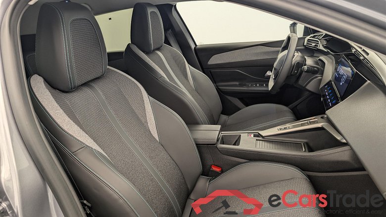 Peugeot 308 Hybrid 145 e-DCS6 Allure #1