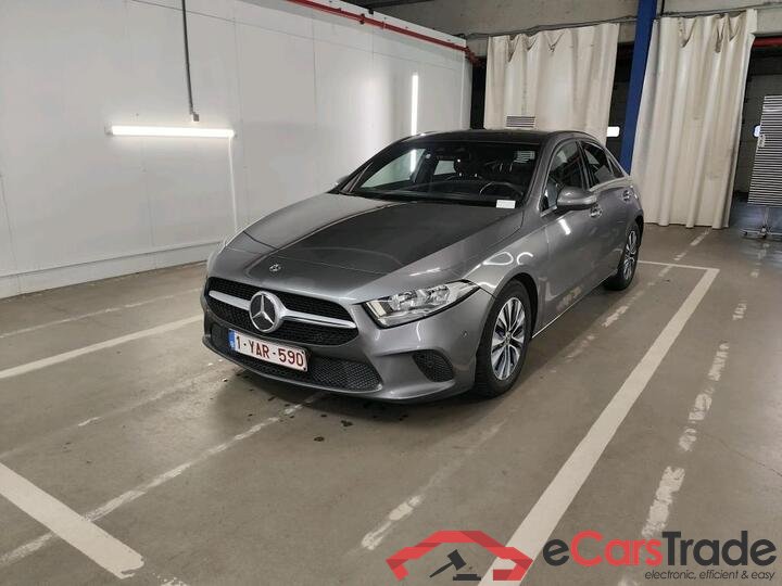 Mercedes A-Klasse Limousine A-Klasse Limousine A 180 d DCT Business Solution 85kW/116pk  4D/P Auto-7 #1